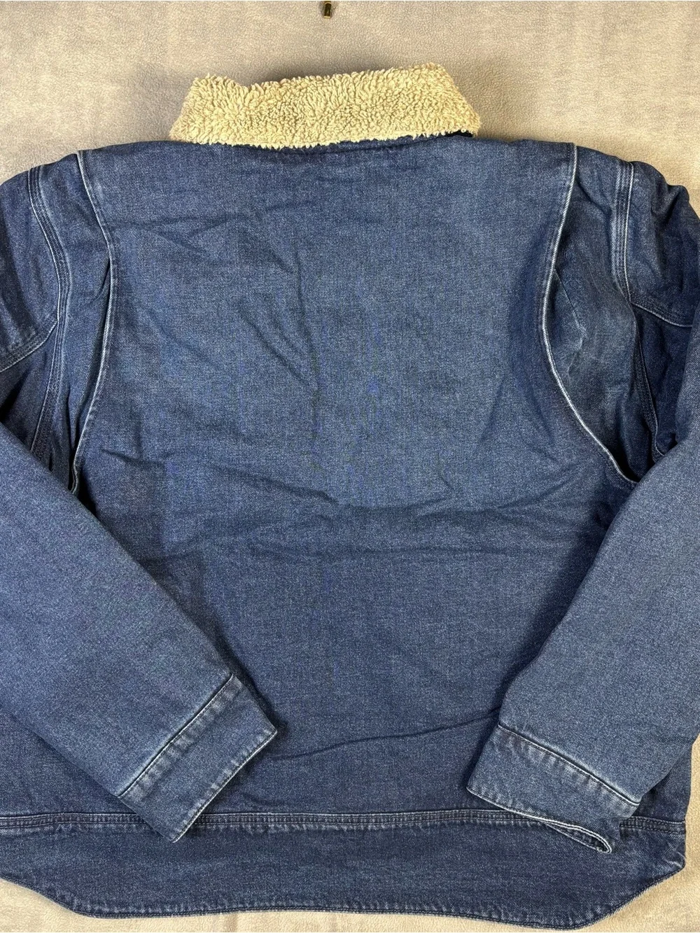 Brand New With Tags (NWT) Carhartt Men's Denim Sherpa-Lined Jacket